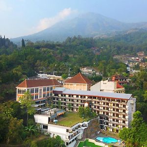 Royal Hotel Tretes